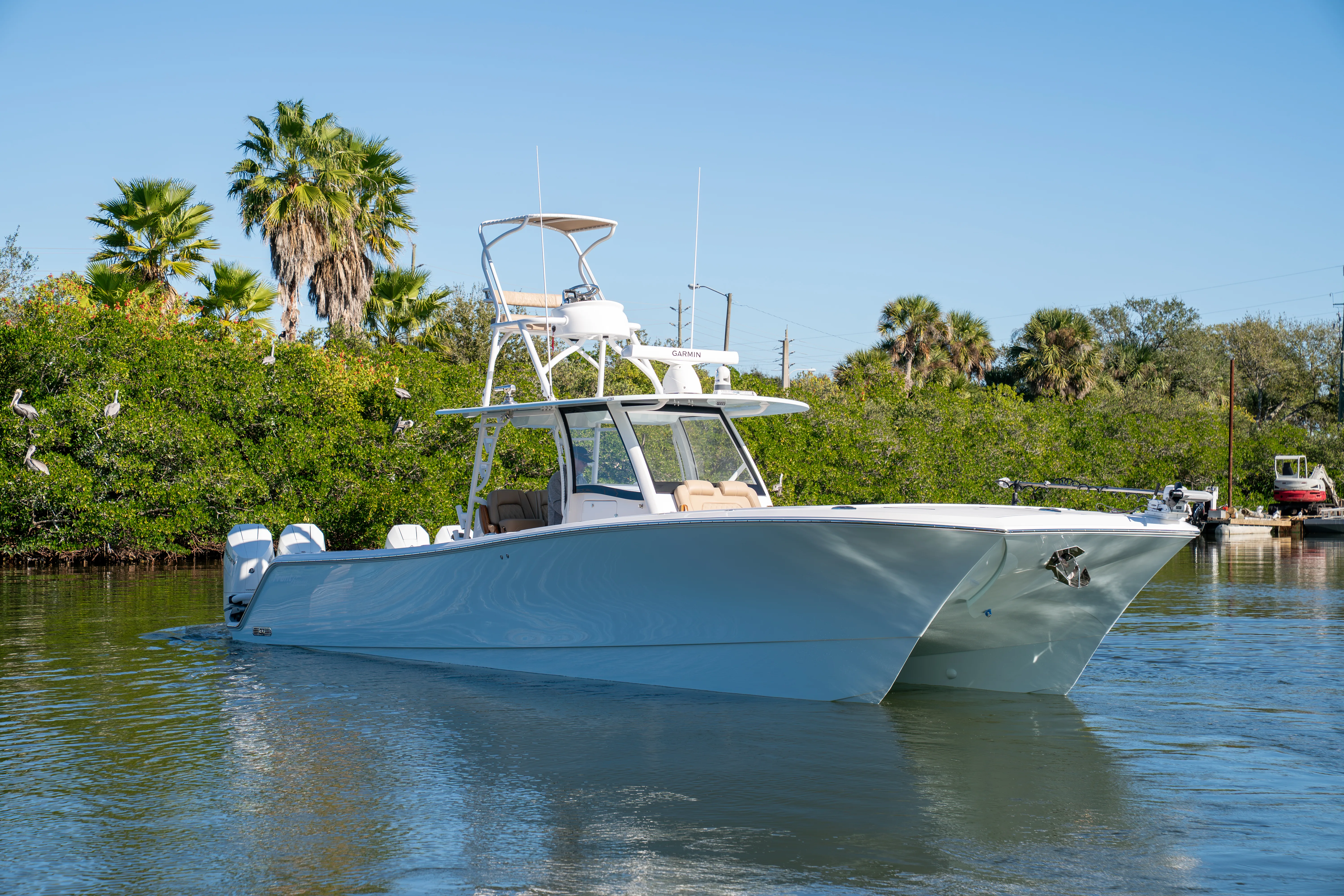 Front Runner 37 Cat support boat